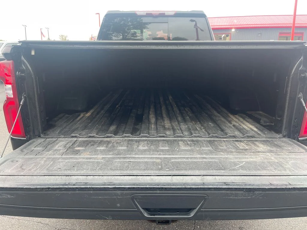 Certified Used 2022 Black Chevrolet High Country image 30