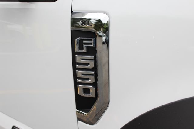 Used 2019 White Ford XL image 14
