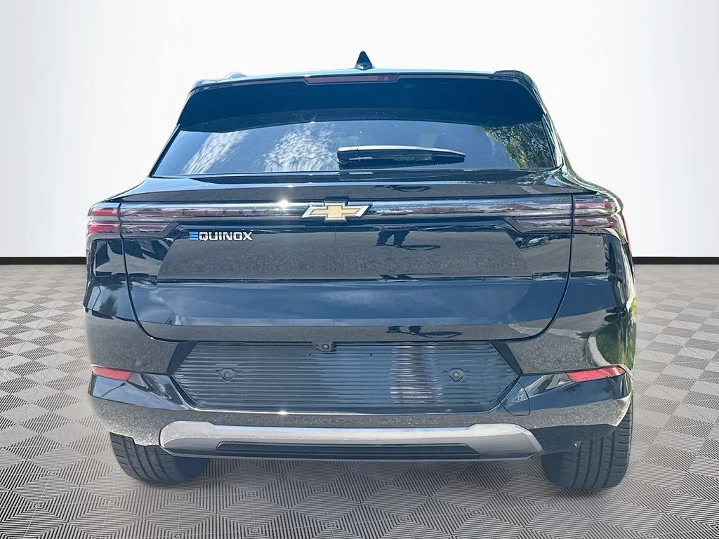 Used 2024 Black Chevrolet LT image 7