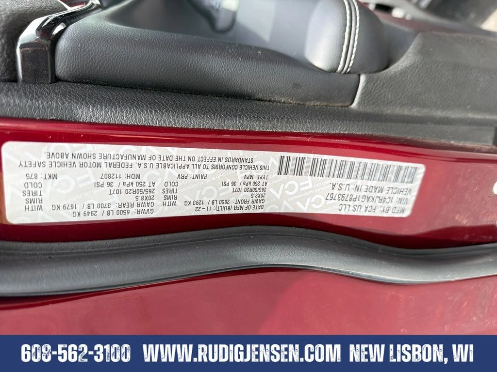 Used 2023 Velvet Red Pearlcoat Jeep Altitude image 28