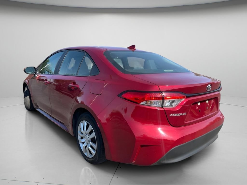 Used 2024 Pearl Toyota LE image 12