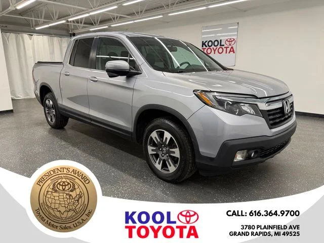 2017 Honda Ridgeline RTL-T AWD's photo