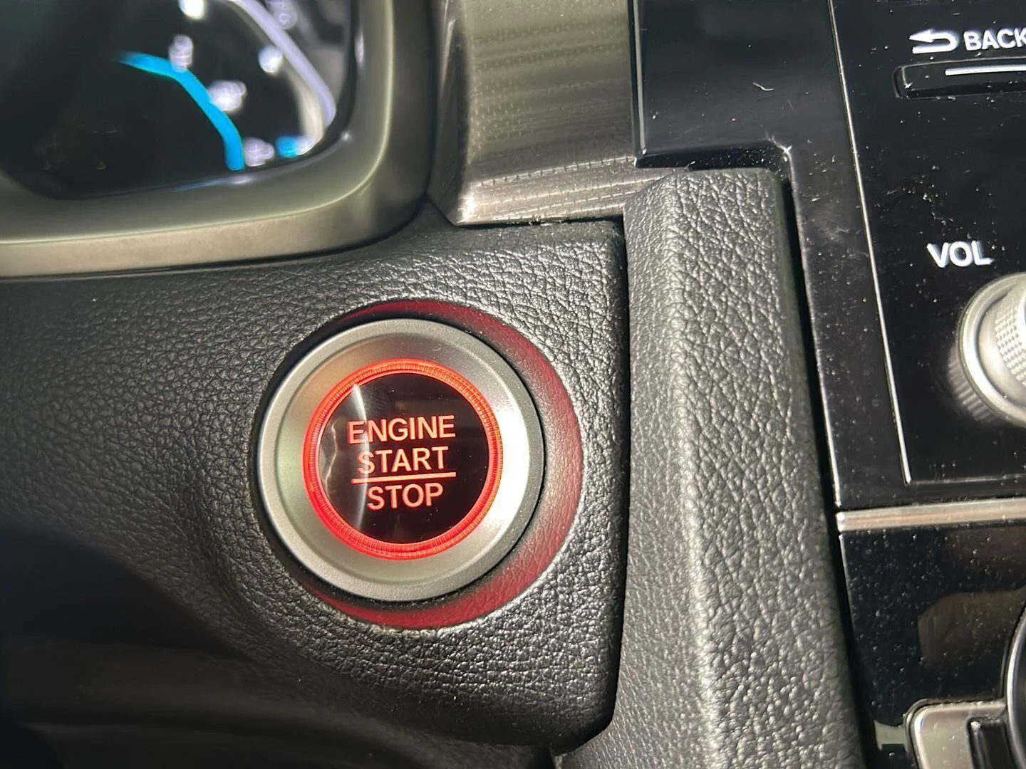 Used 2019 Lunar Silver Metallic Honda EX image 20