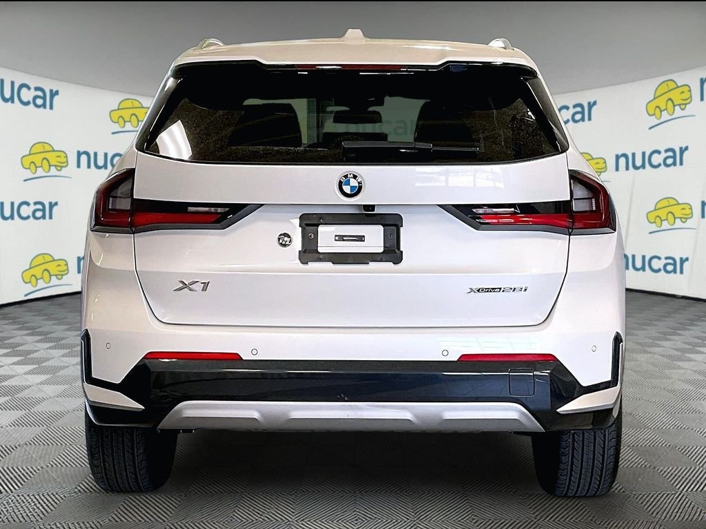 Used 2025 White BMW xDrive28i image 5