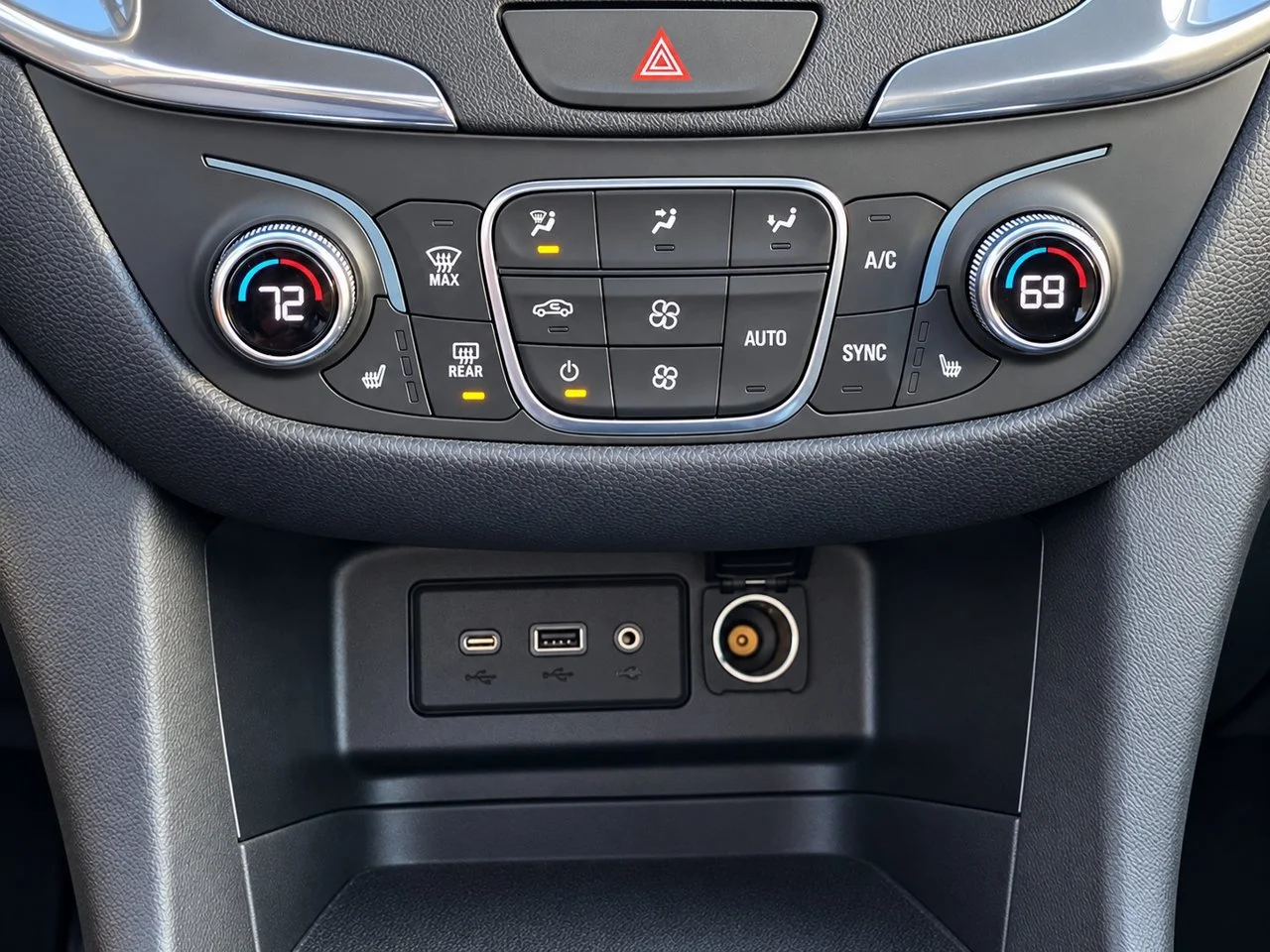 Used 2020 Cajun Red Tintcoat Chevrolet LT w/1LT image 17