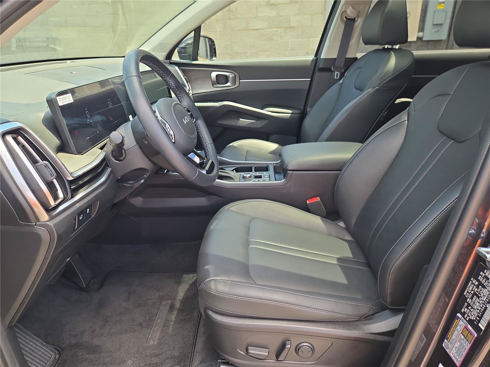 Certified Used 2025 Panthera Metal Kia X-Line EX image 22