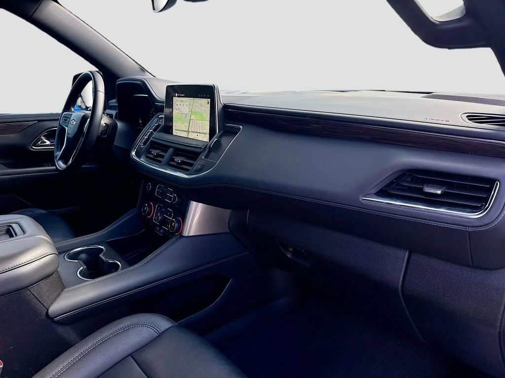 Used 2023 Gray Chevrolet LT image 32
