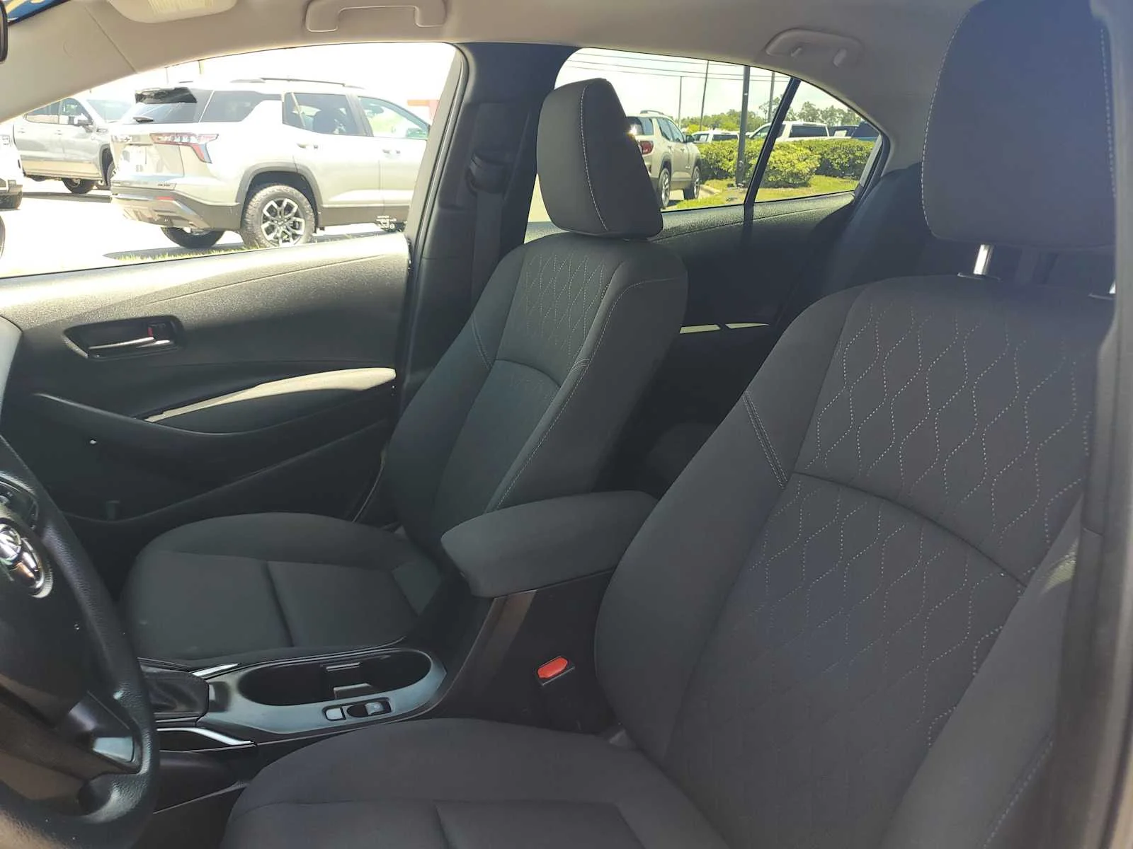 Used 2024  Toyota LE image 13