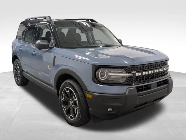 New 2026 Azure Gray Metallic Tri-Coat Ford Outer Banks® image 45