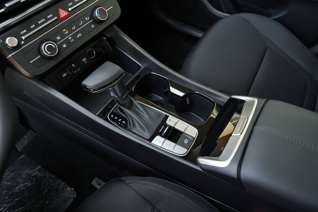 New 2026 Atlantis Blue Hyundai SE image 37