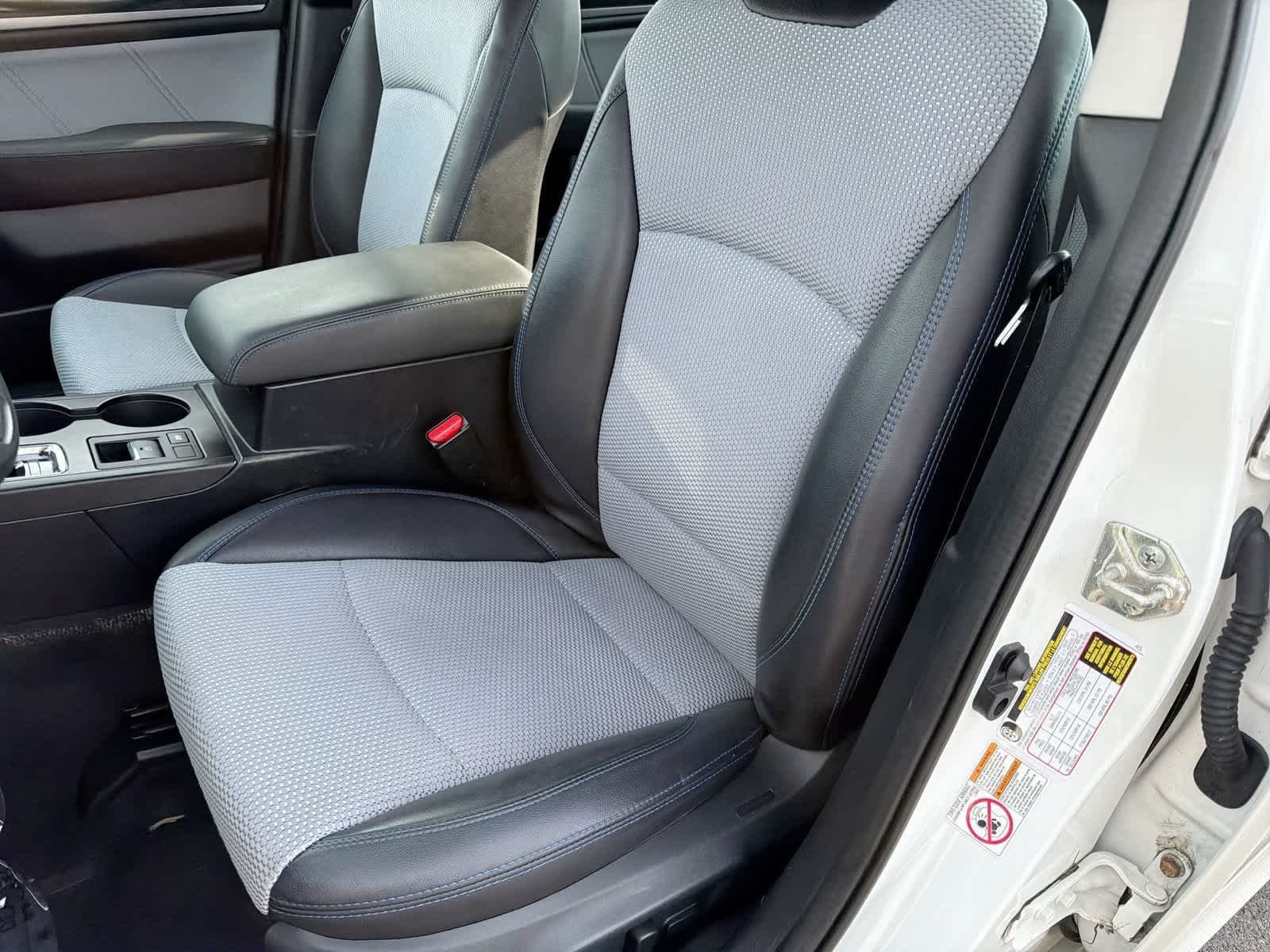 Used 2018 White Subaru Sport image 17