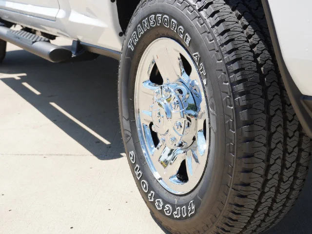 New 2027 Bright White Clear-Coat Exterior Paint RAM Tradesman image 19