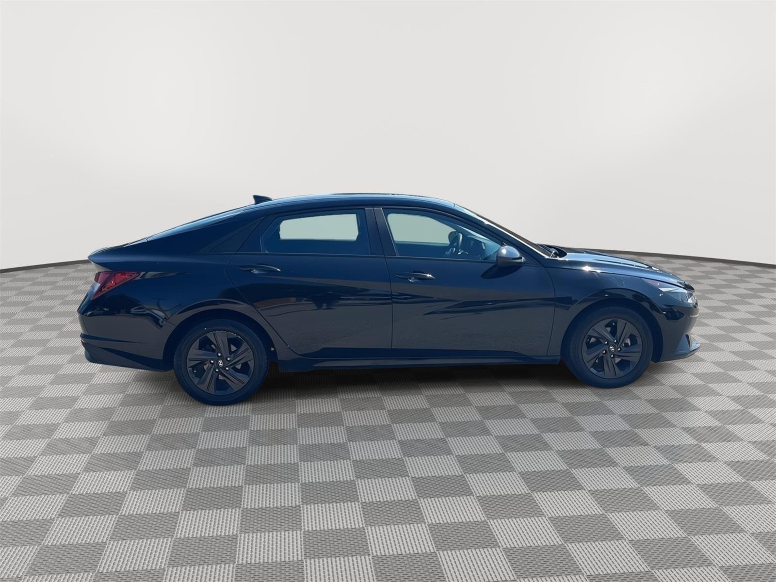 Certified Used 2023 Onyx Black Hyundai SEL image 4
