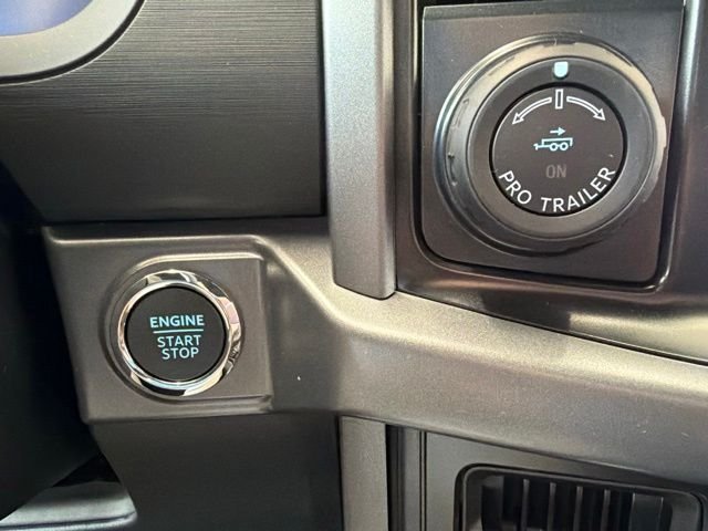 New 2026 Oxford White Ford XLT image 33