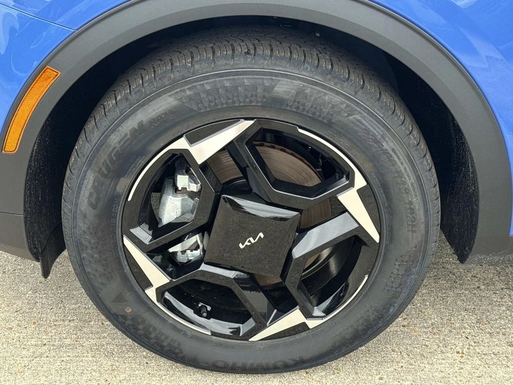 New 2026 Nebular Blue Kia EX image 3