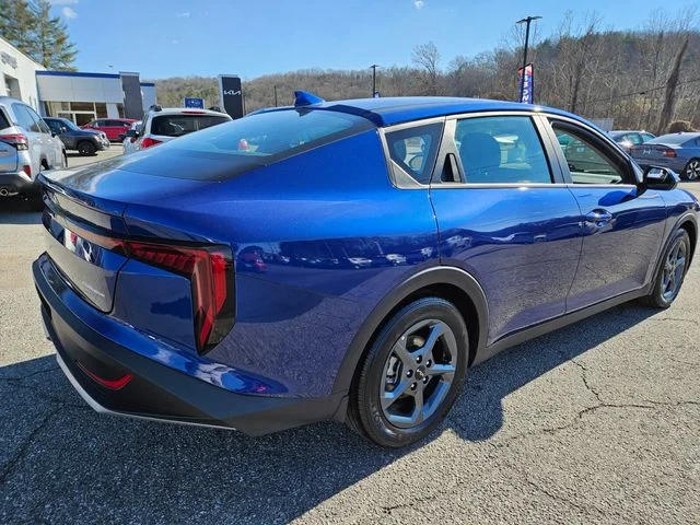Used 2025 Blue Kia LXS image 8