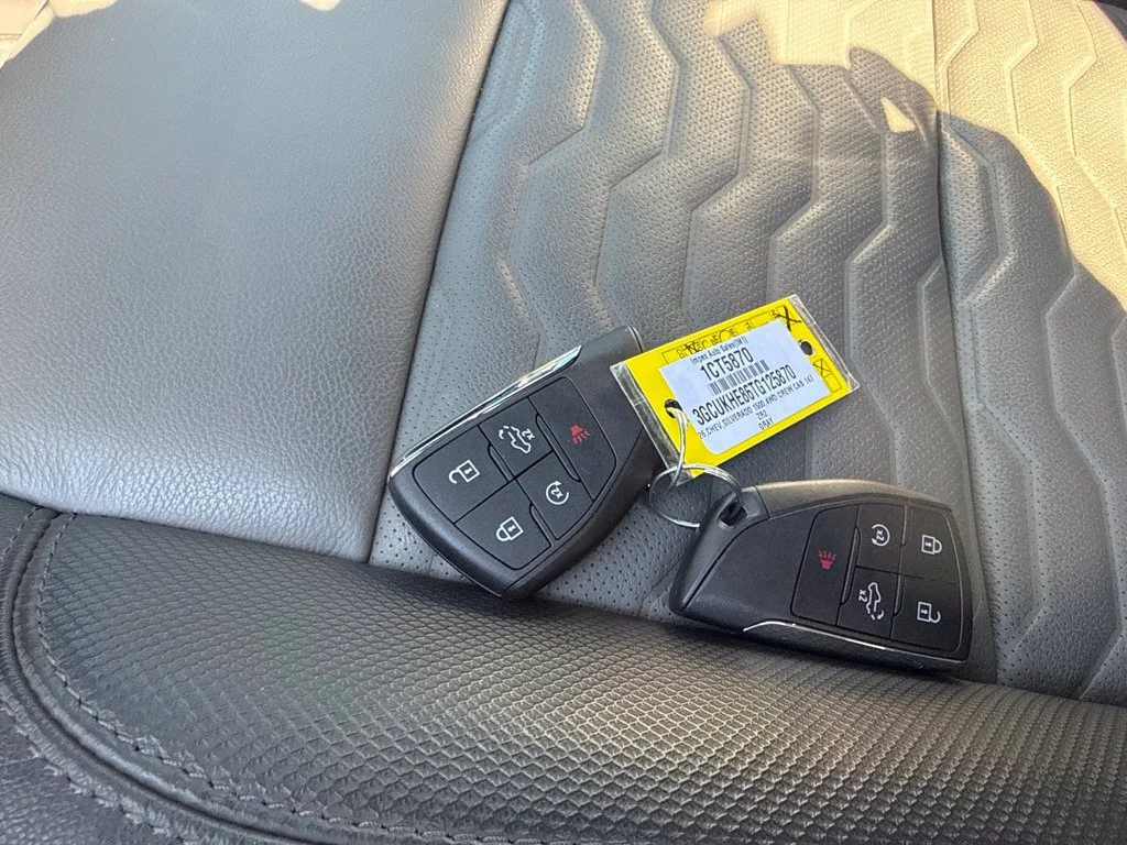 Used 2026 Gray Chevrolet ZR2 image 36