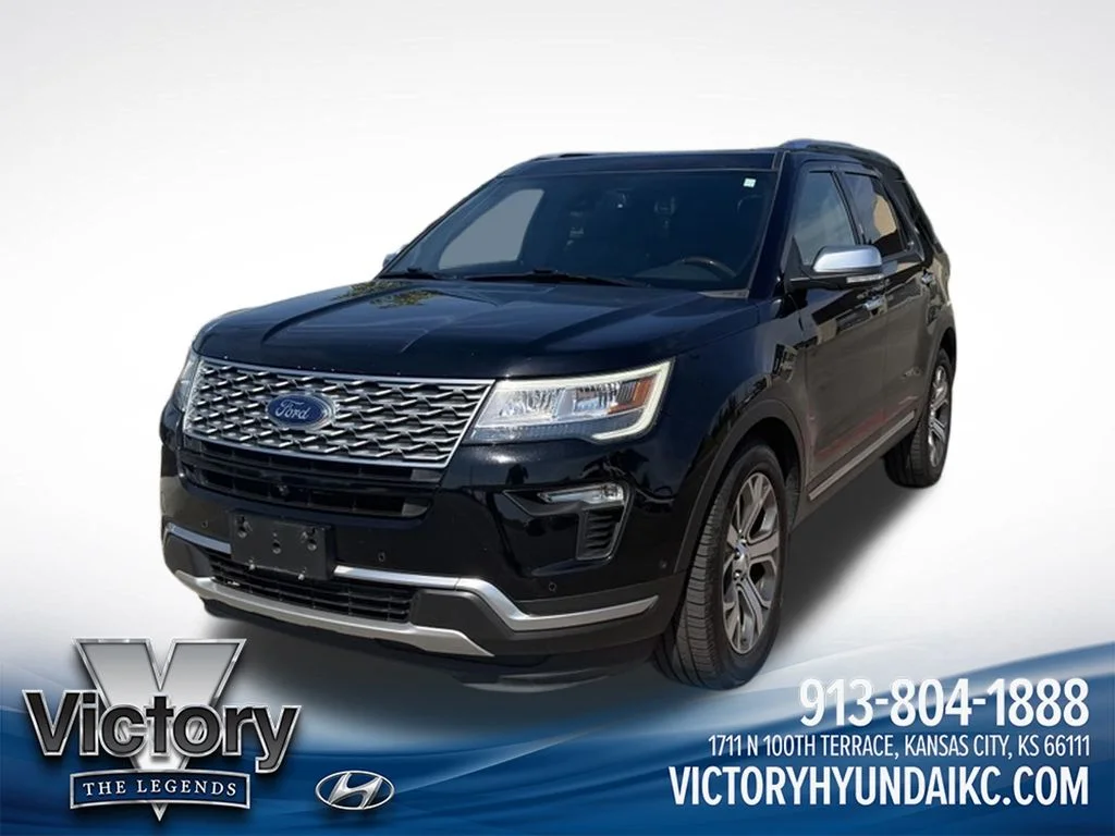 Used 2018 Black Ford Platinum image 17