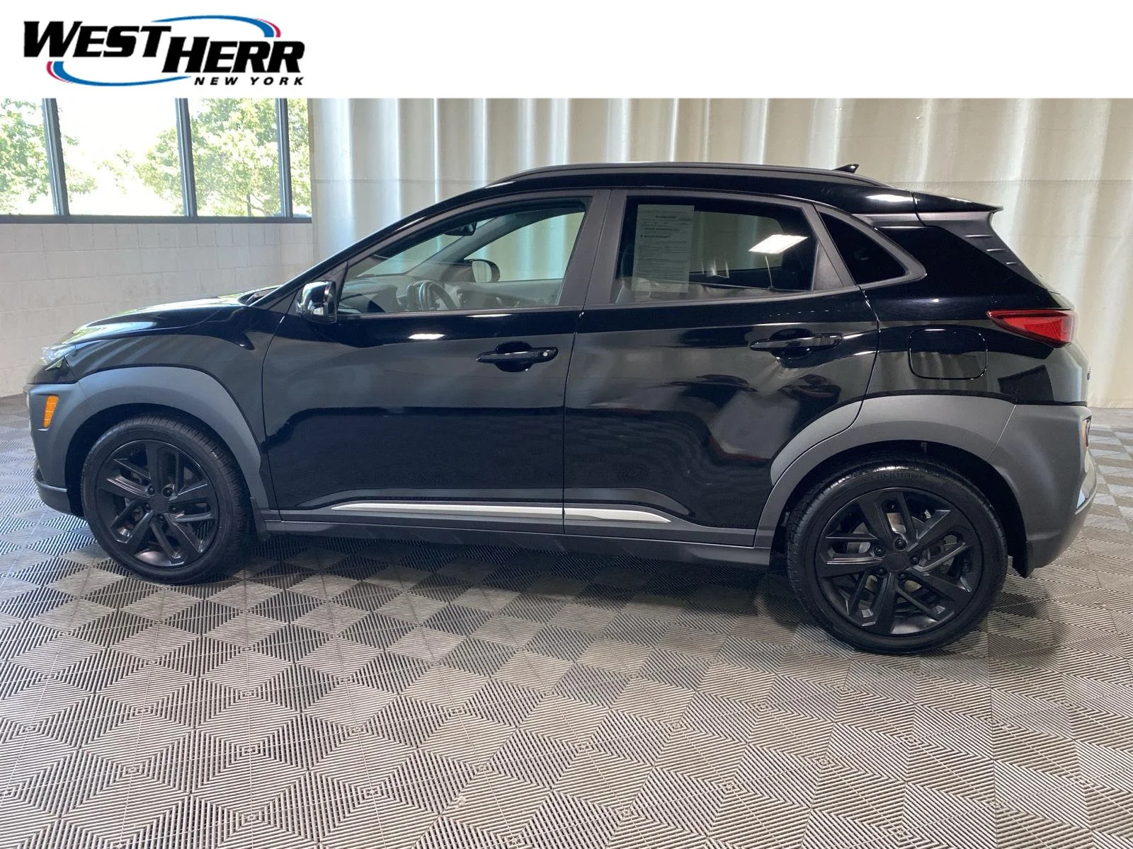Used 2019 Ultra Black Pearl Hyundai Ultimate image 5
