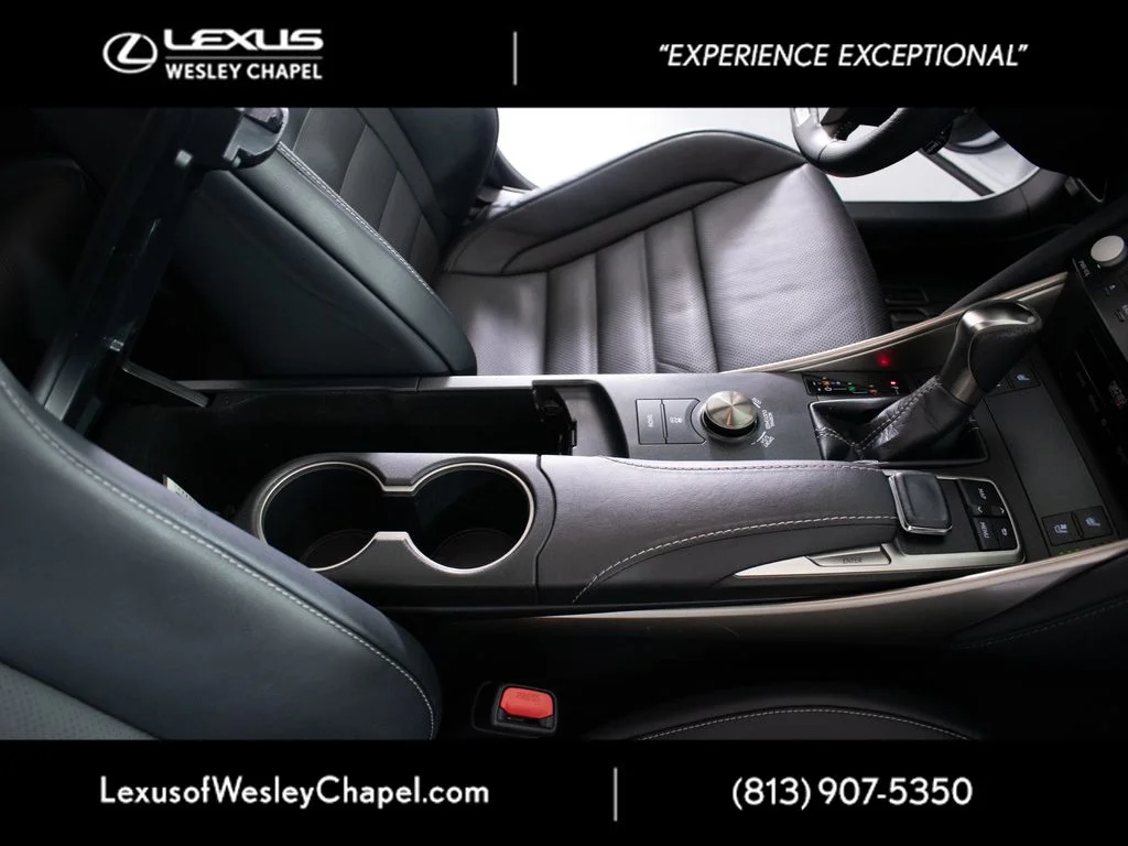 Used 2018 White Lexus 350 image 31