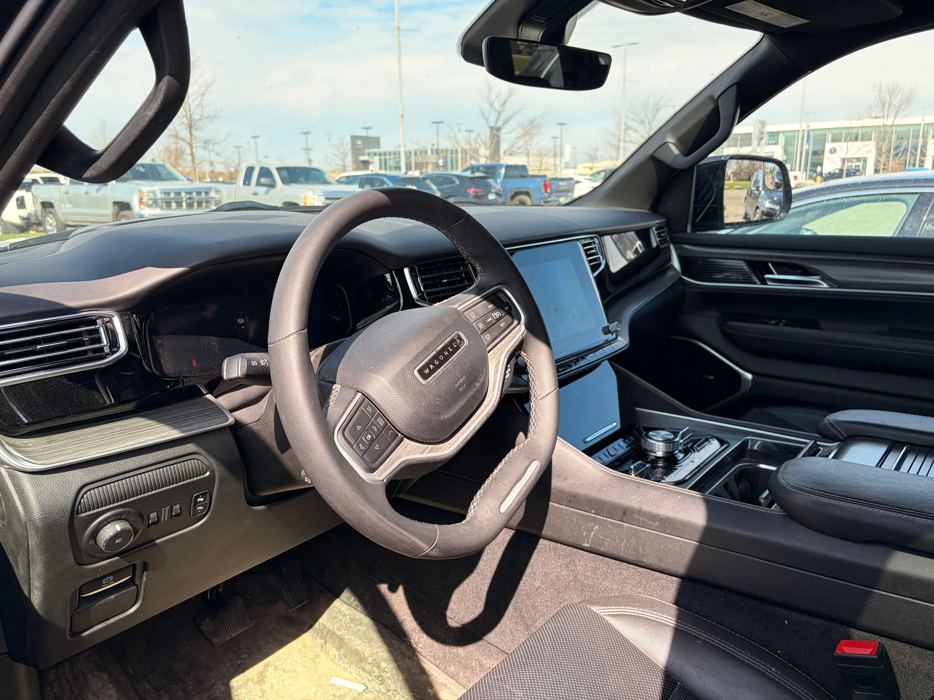 Used 2023  Jeep Series III image 5