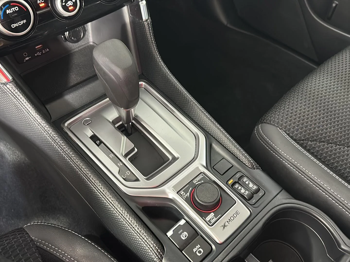 Used 2024 Magnetite Gray Metallic Subaru Premium image 20