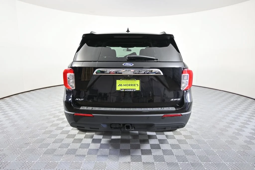 Used 2023 Black Ford XLT image 5