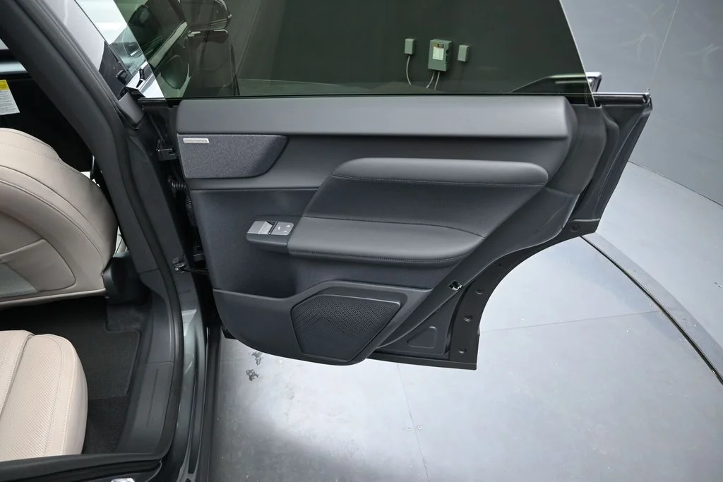 New 2027 Forest Lake Volvo Ultra image 19