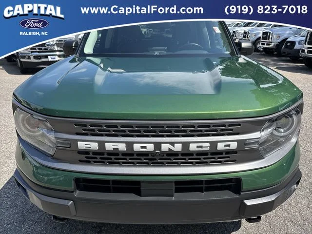 Used 2023 Green Ford Badlands image 10