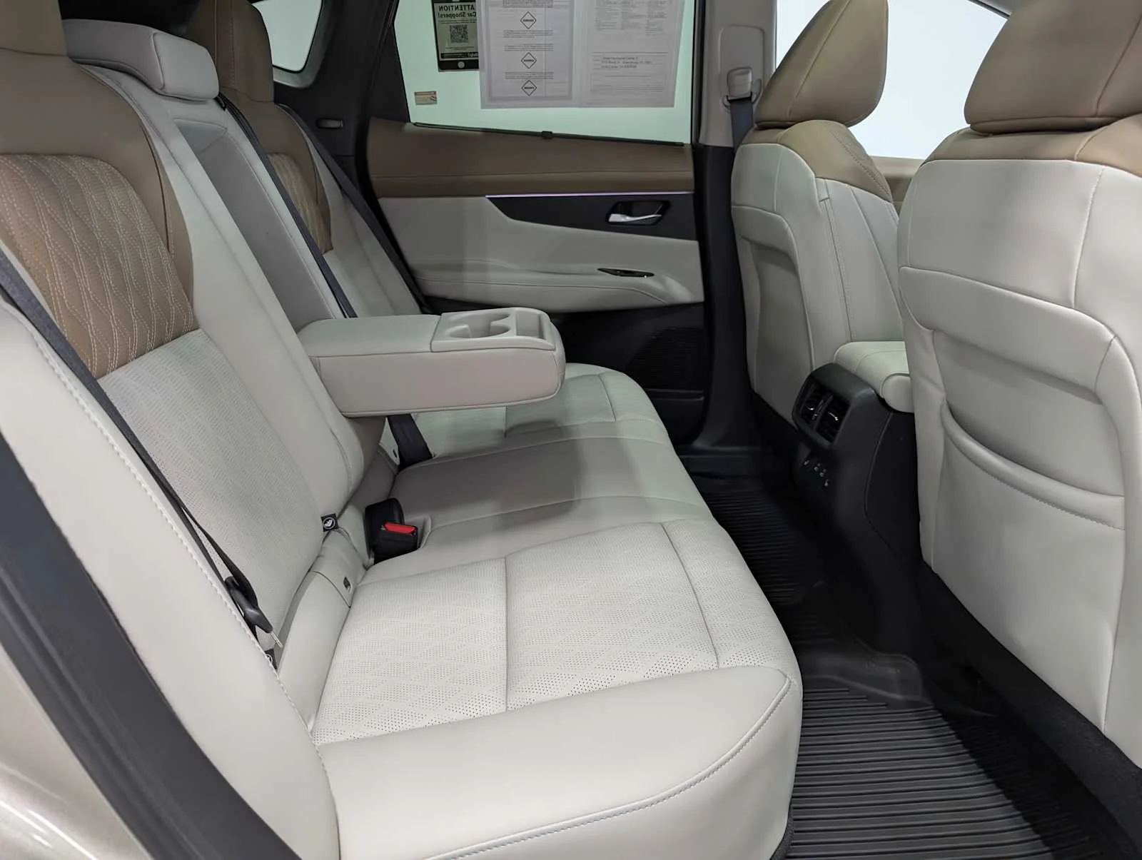 Used 2026 Champagne Silver Metallic Nissan Platinum image 42