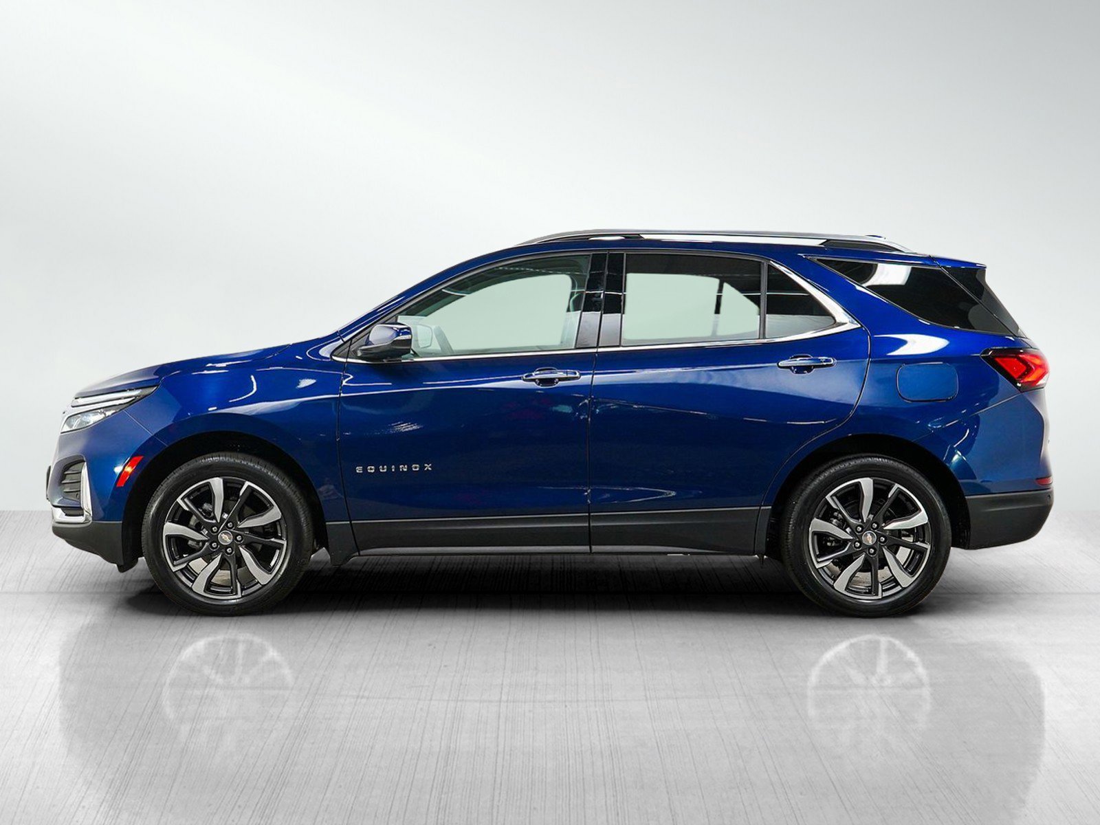 Used 2023 Chevrolet Equinox Premier with VIN 3GNAXXEG9PL180310 for sale in White Bear Lake, Minnesota