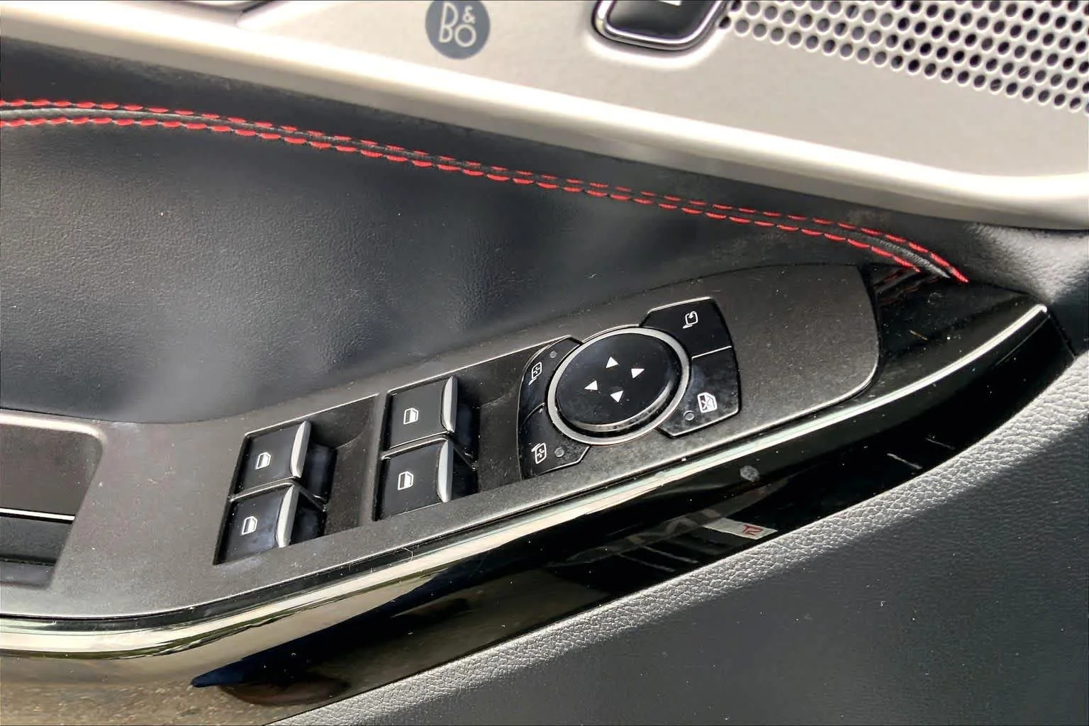 Used 2023 Agate Black Ford ST-Line image 36