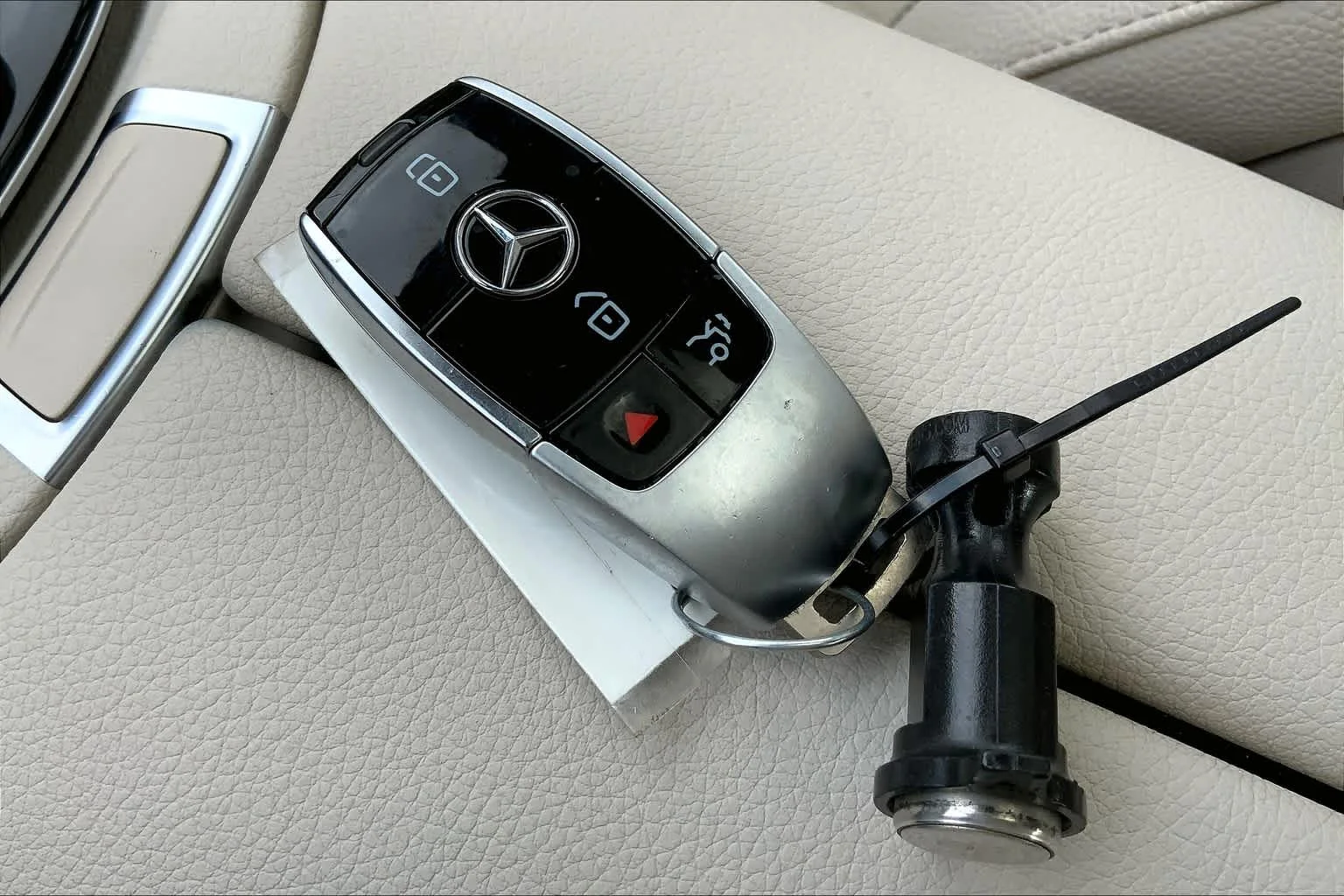 Used 2018 Polar White Mercedes-Benz E 300 image 14