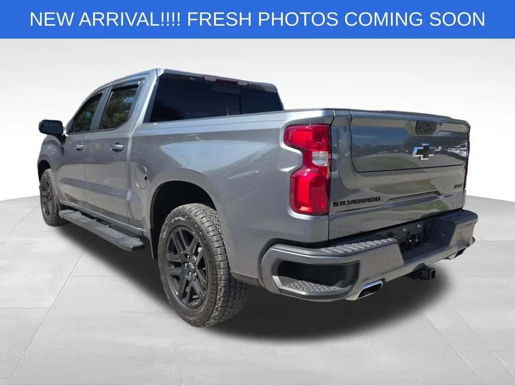 Used 2022 Satin Steel Metallic Chevrolet RST image 6