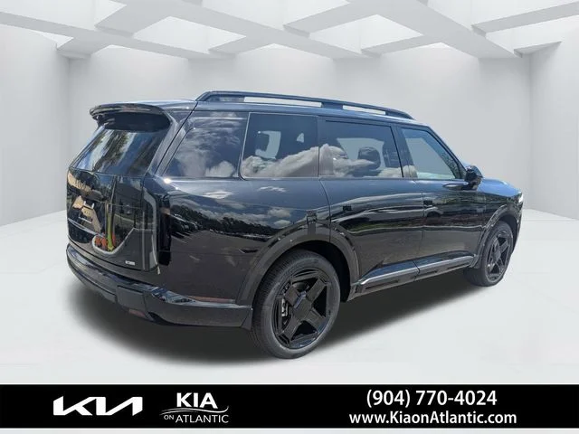 New 2027 Ebony Black Kia X-LINE SX image 4
