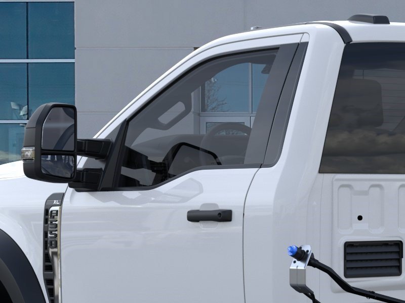 2025 Ford F-550 Super Duty Chassis Cab XL - Photo 21