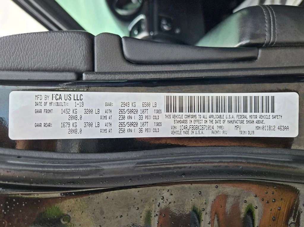 Used 2019 Black Jeep Limited image 37