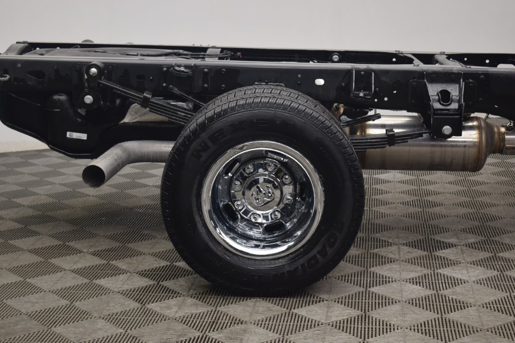 2026 RAM 3500 Chassis Tradesman - Photo 9