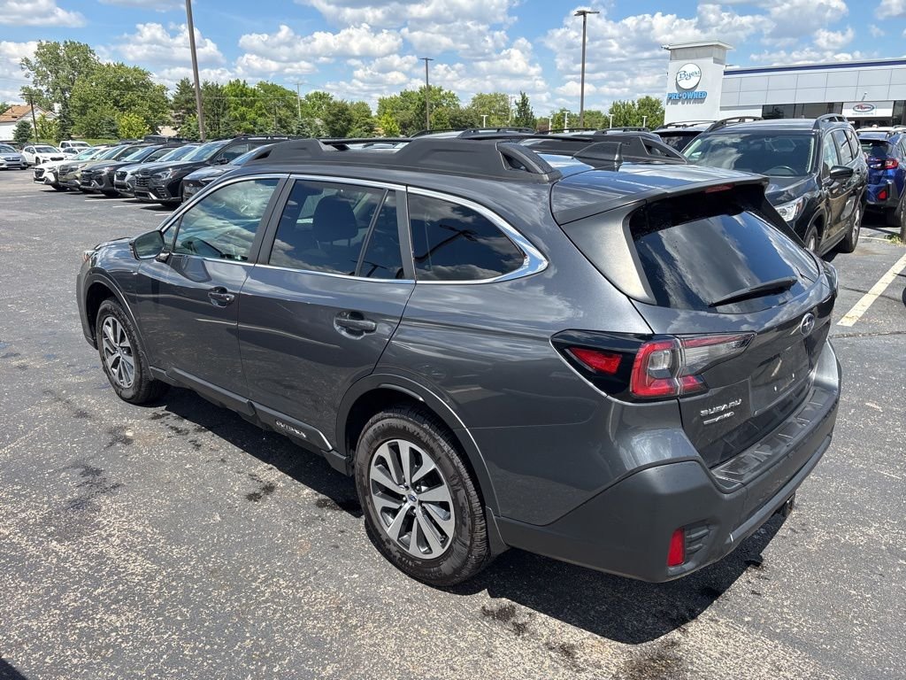 Certified Used 2022 Gray Subaru Premium image 5