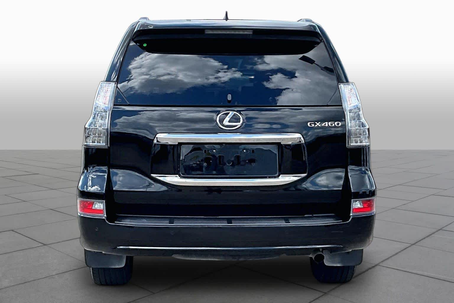 Used 2017 Black Onyx Lexus Premium image 5