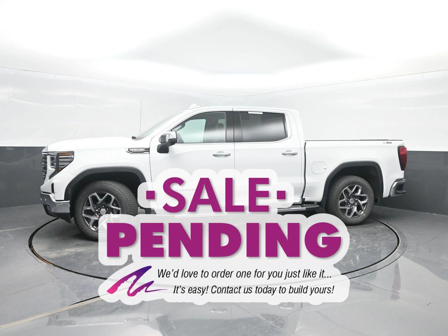 2025 GMC Sierra 4WD Crew Cab Short Box SLT's photo