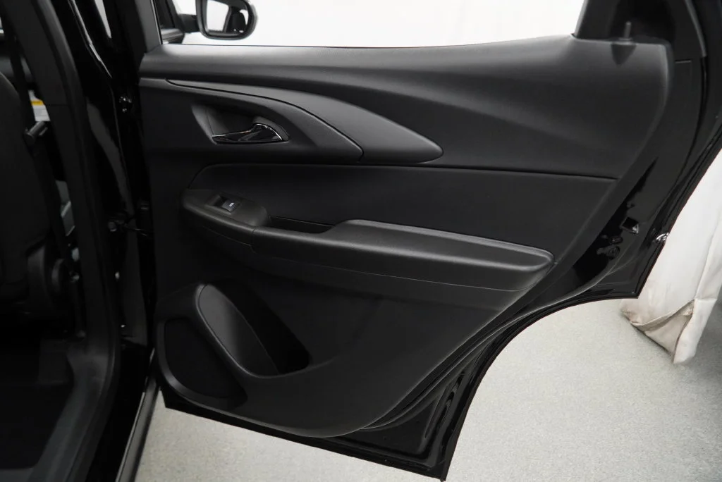 New 2026 Mosaic Black Metallic Chevrolet LT image 33