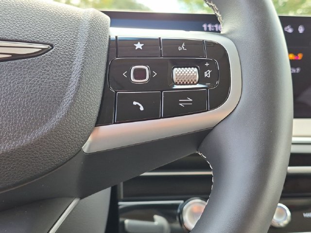 2026 GENESIS GV70 Standard - Photo 16