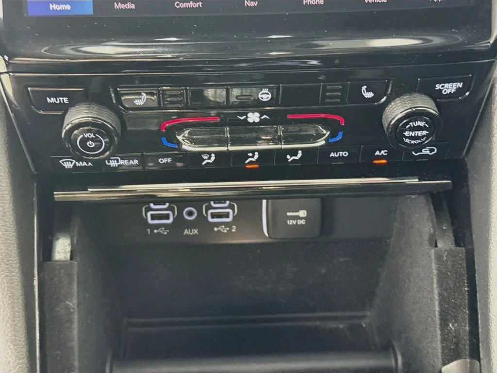Used 2023 Gray Jeep Limited image 16
