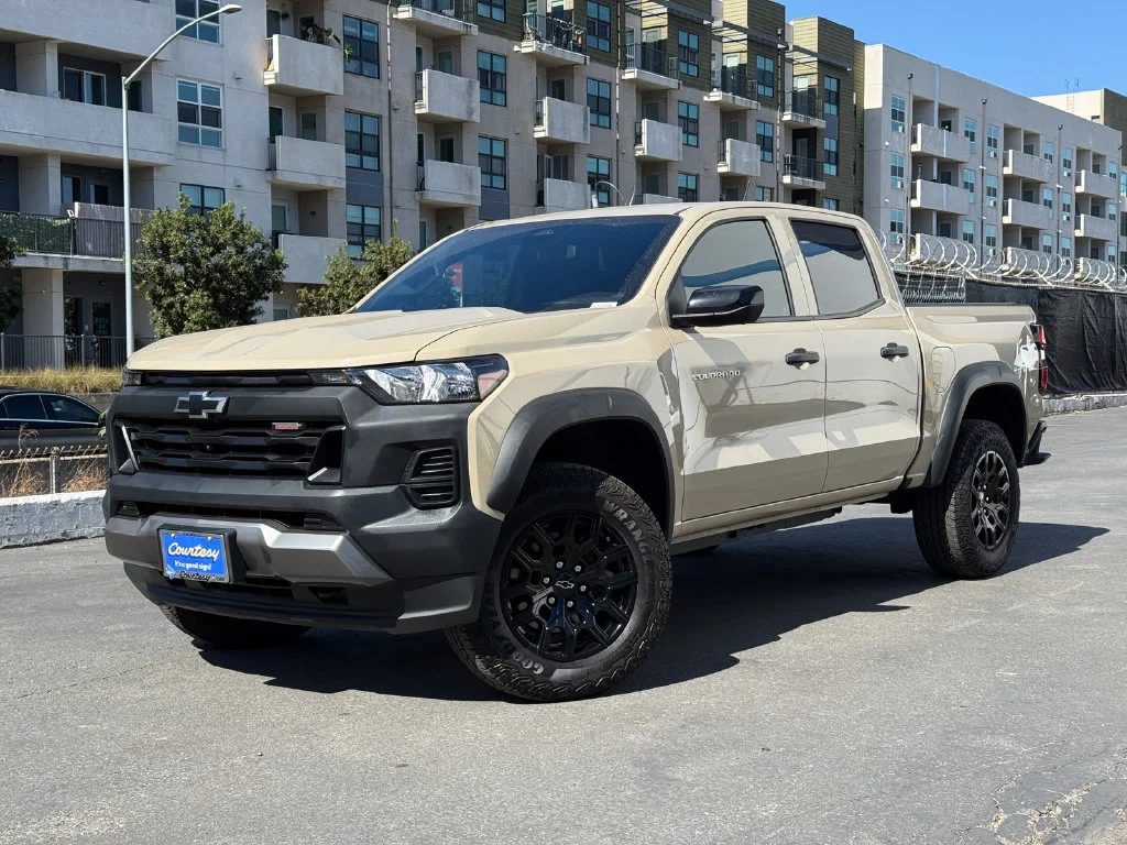 Used 2024 Sand Dune Metallic Chevrolet Trail Boss image 2