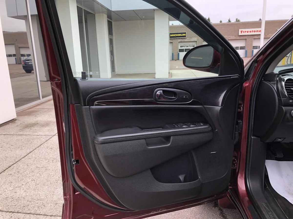 Used 2017 Red Buick AWD 4dr Premium image 10