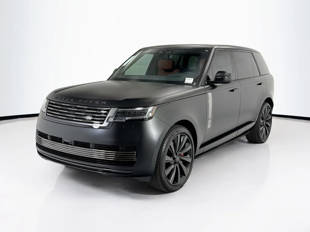 2026 Land Rover Range Rover 4.4 SV LWB's photo