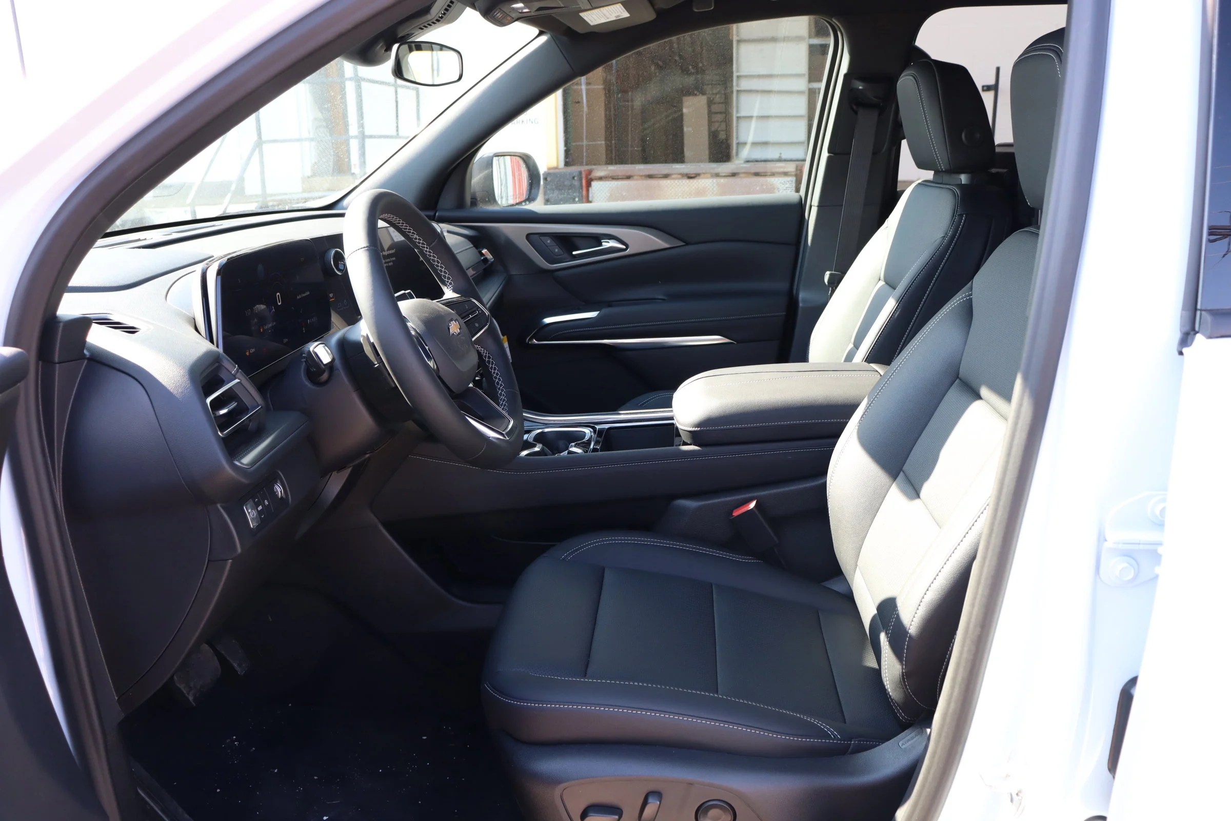 New 2026 Polar White Tricoat Chevrolet LT image 19