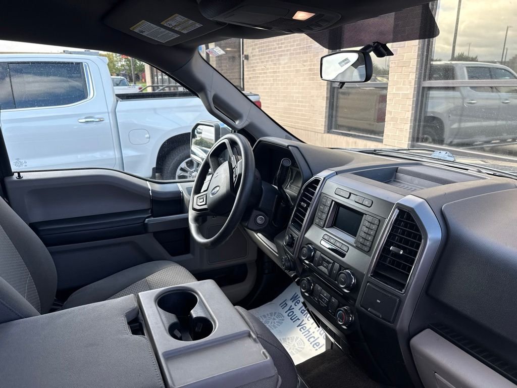 Used 2018 Gray Ford  image 6