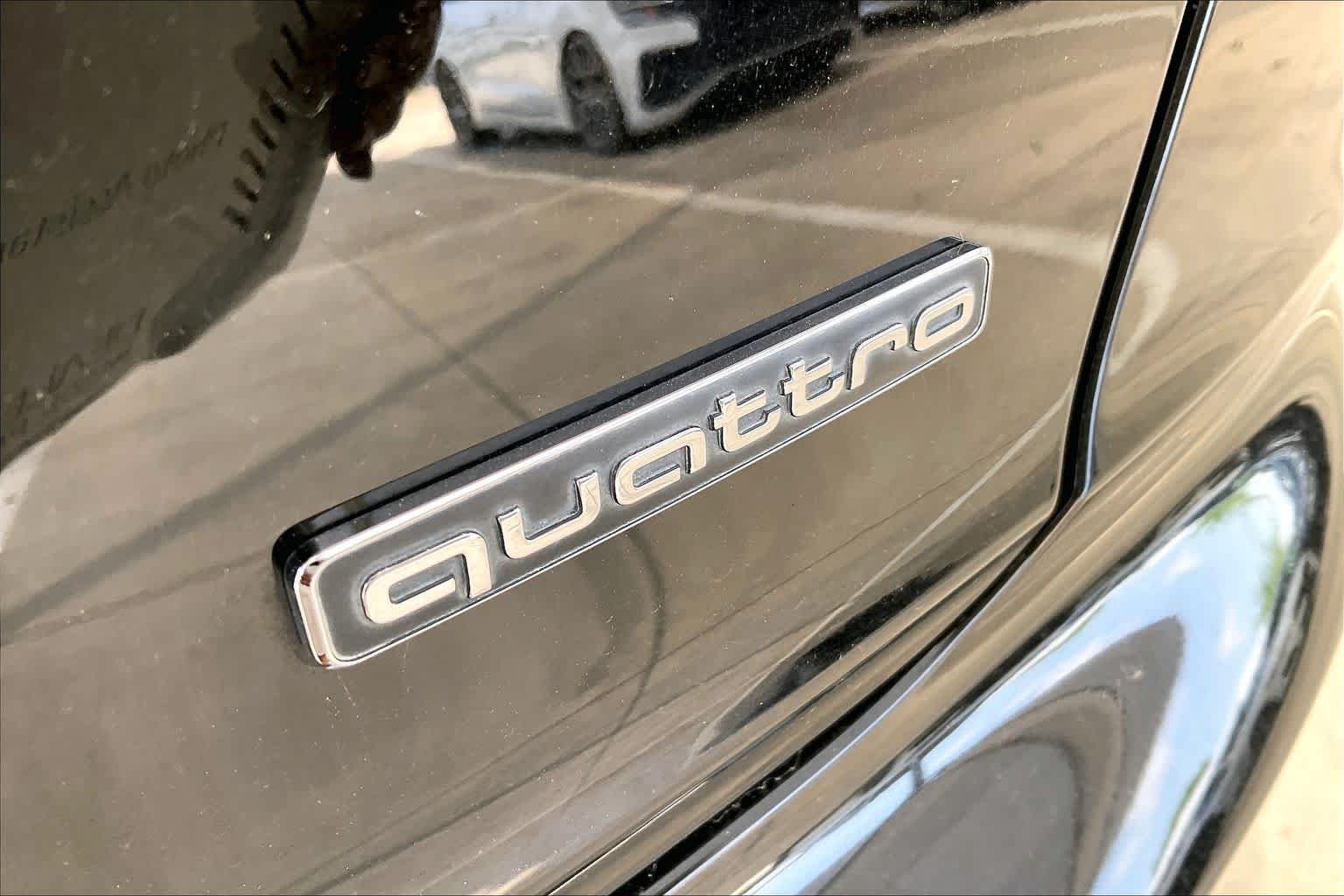 Used 2019 Mythos Black Metallic Audi  image 10